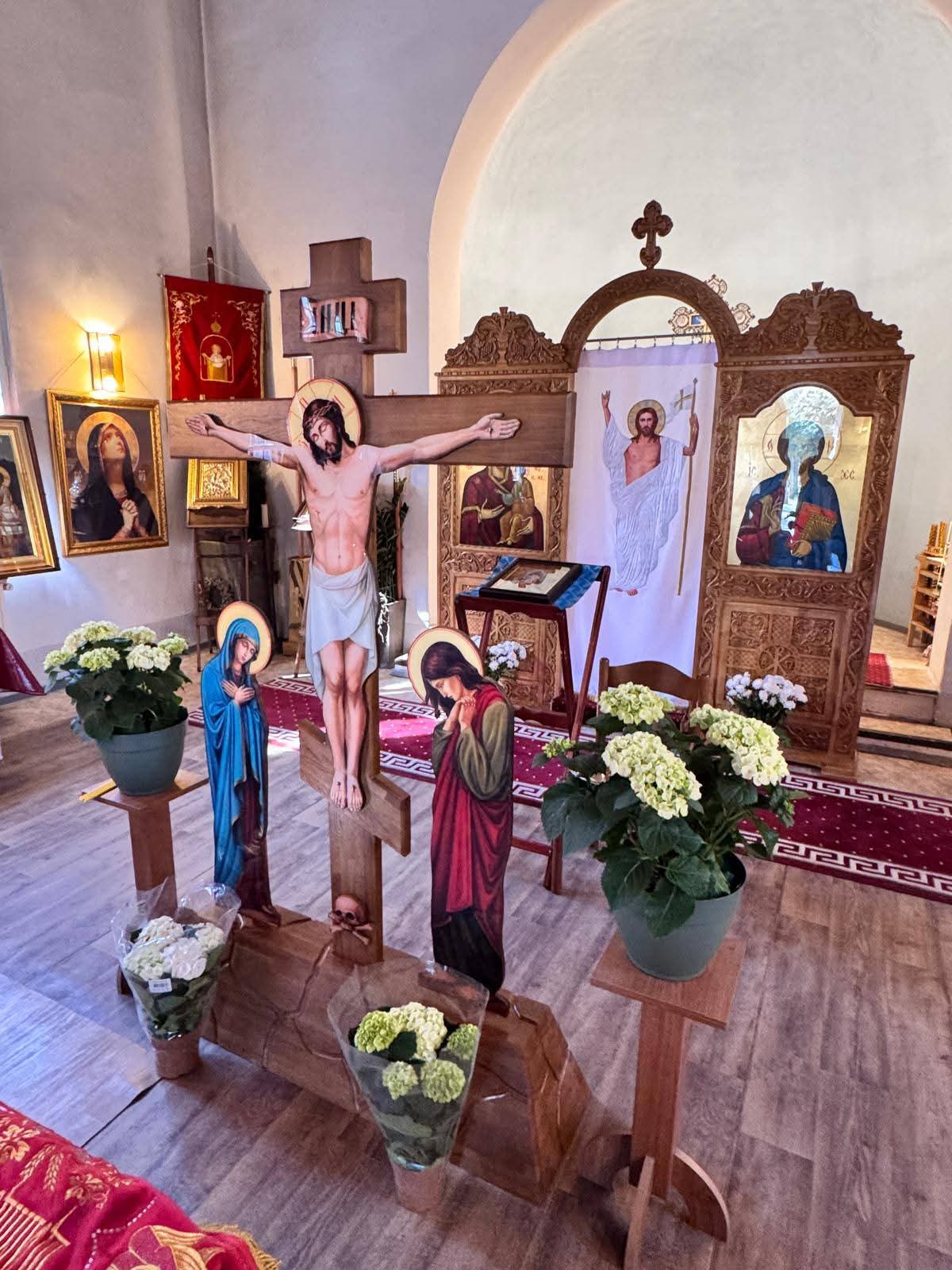 Slujba Învierii Domnului Nostru Isus Hristos!