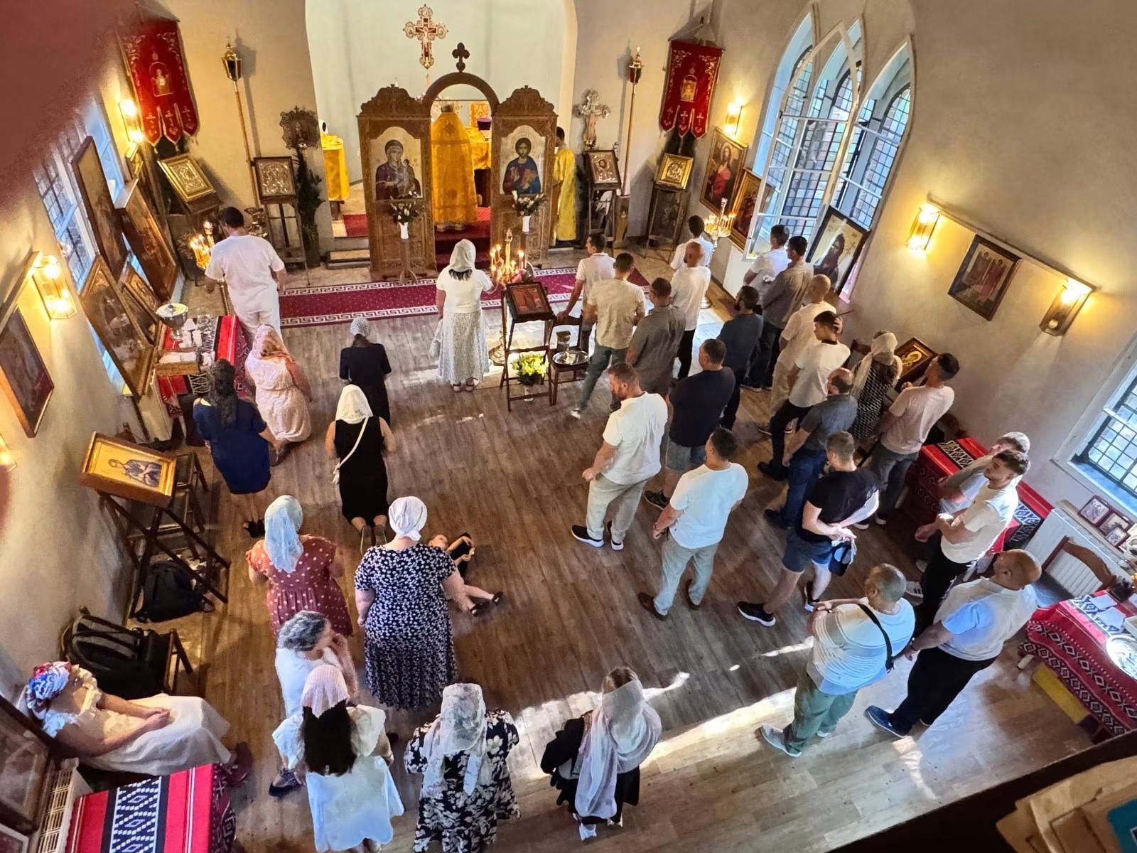 Sf. Liturghie. Duminica a 4-a după Cincizecime (Vindecarea slugii sutașului)