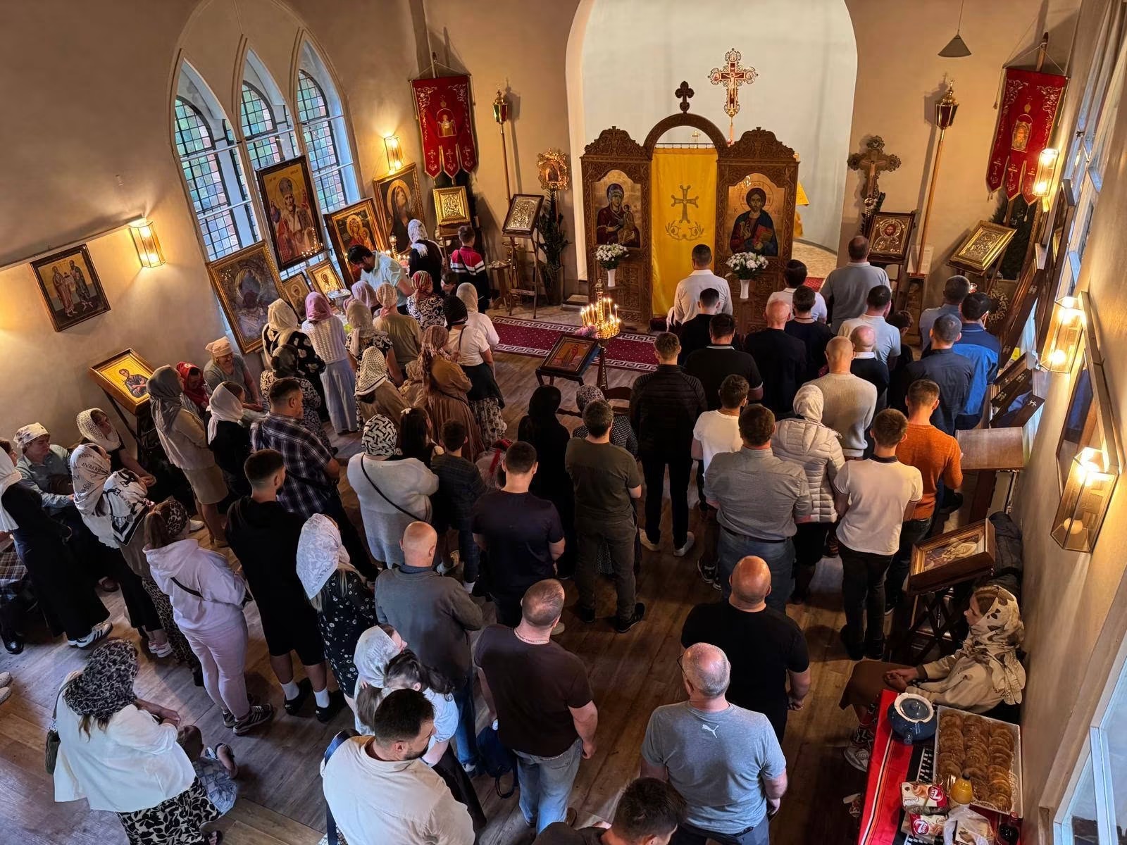 Sf.Liturghie din Duminica a 5-a după Cincizecime.