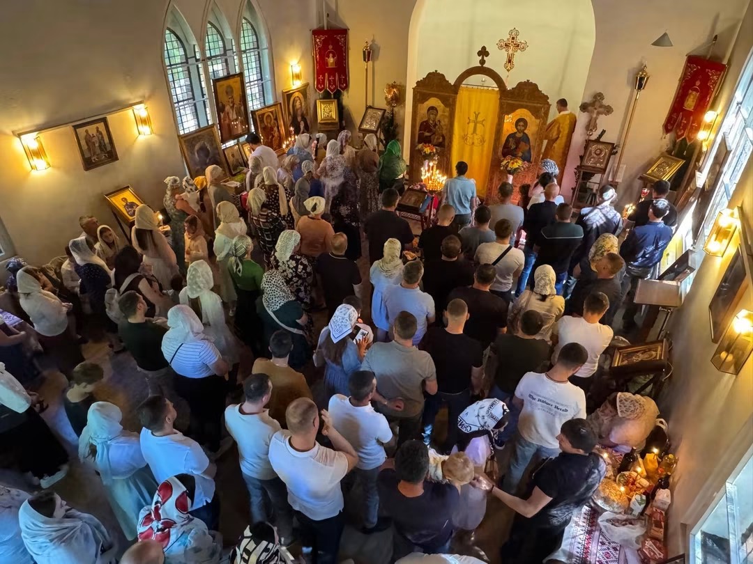 Sf.Liturghie. Duminică a 6-a după Cincizecime.