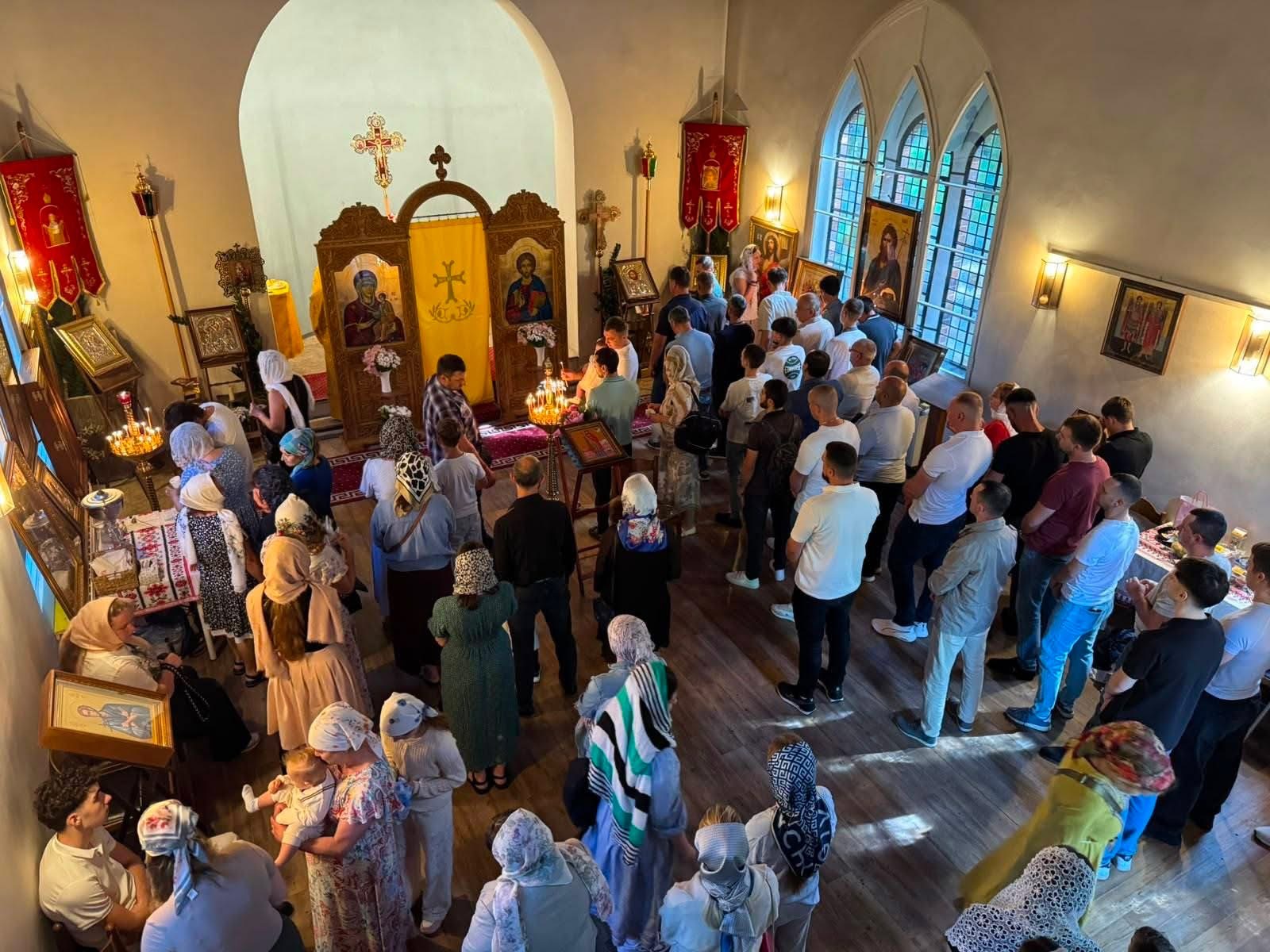 Sfânta și Dumnezeiasca Liturghie. Duminica a 9-a după Cincizecime.