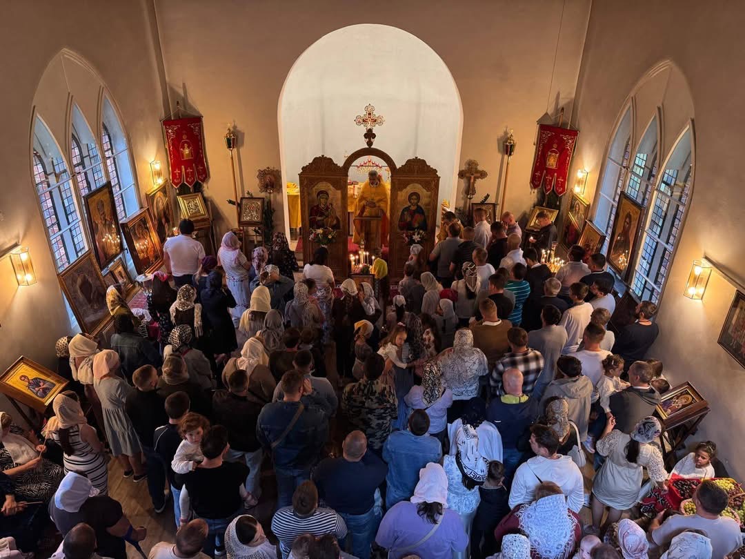 Sfânta și Dumnezeiasca Liturghie. Duminica a 12-a după Cincizecime.
