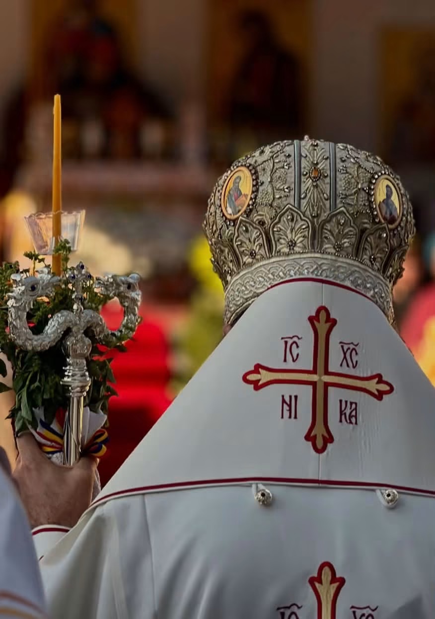 ,,IC XC NI KA — Iisus Hristos biruește.”