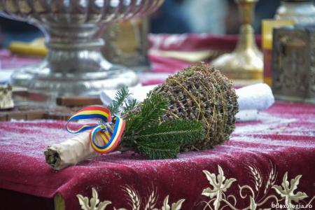 Despre apa sfințită sau Aghiasmă!