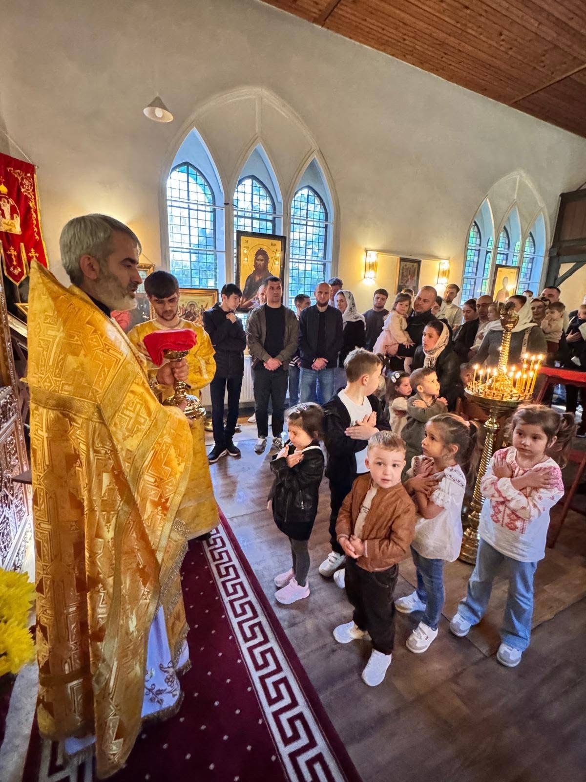 Sf. Liturghie. Duminică a 5-a după Paști. a Samarinencii!